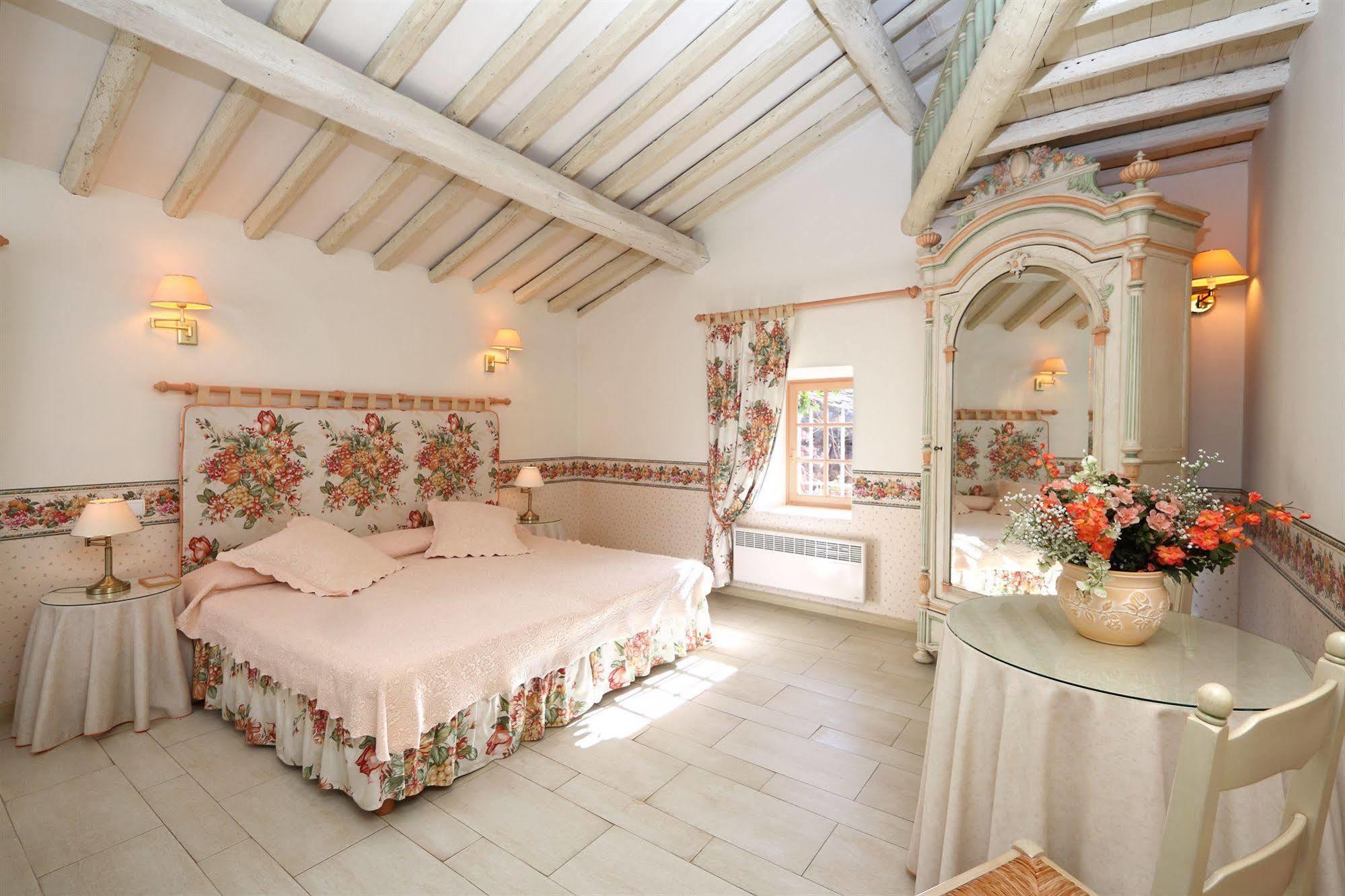 L'Enclos Des Lauriers Roses Cabrieres  Екстер'єр фото